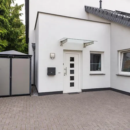 Modernes In Mit Terrasse&parkplatz * Lubbecke